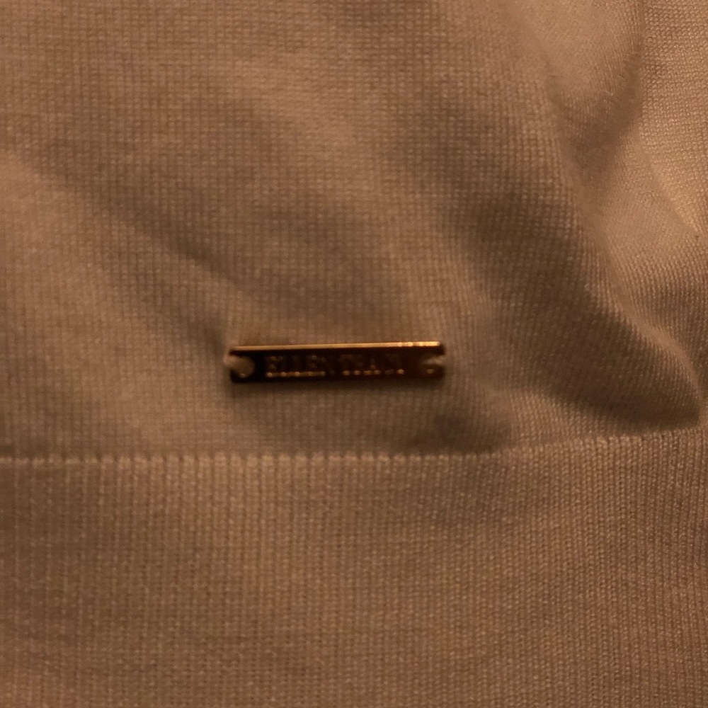 White Sweater - Picture 5 of 5